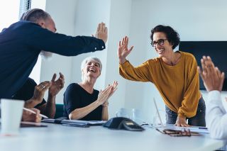 © Jacob Lund - stock.adobe.com Foto: fröhliches Team